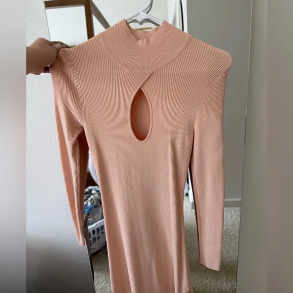 Lovers and Friends Pink Knit Maxi Dress with Slit XS - Picture 5 of 9